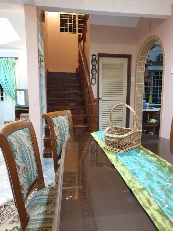 Lavender Impian Homestay Kajang Extérieur photo
