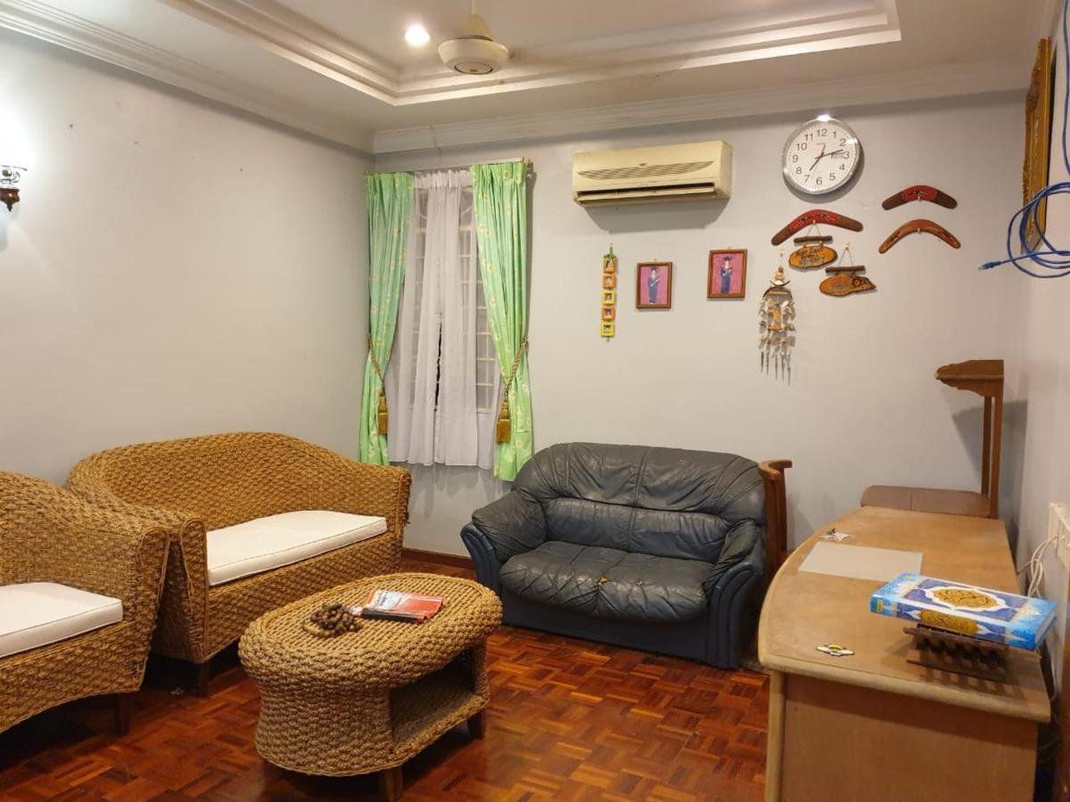 Lavender Impian Homestay Kajang Extérieur photo